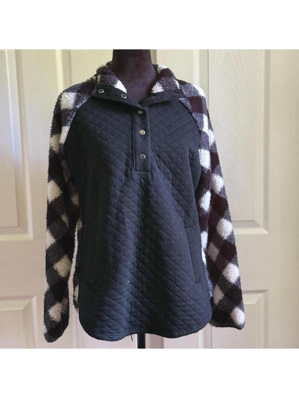 Women's Top | Button Up Fleece | Maurices | Size M
